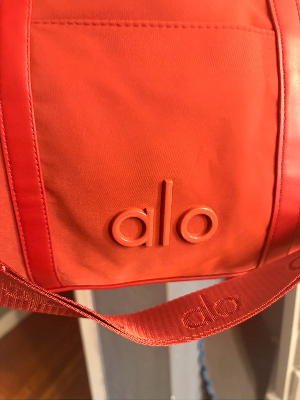 ALO Yoga Coral-Red Everyday Tote - Picture 4 of 4